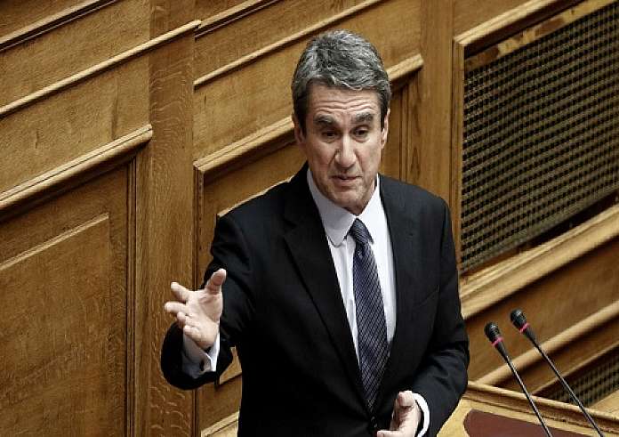 Λοβέρδος: «Η ΝΔ ευτελίζει τη διαδικασία ανάδειξης του Προέδρου της Δημοκρατίας»