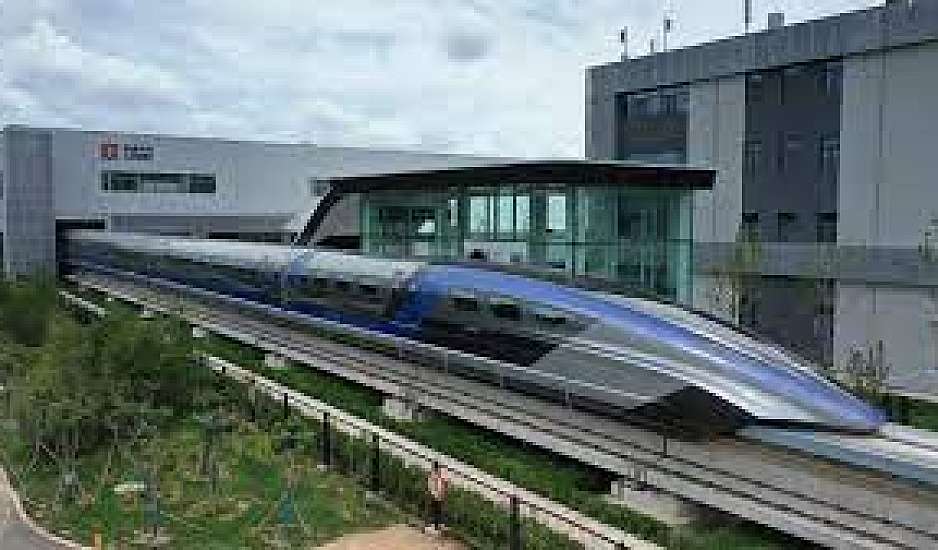Κίνα: Δοκίμασε με επιτυχία τρένο μαγνητικής αιώρησης με ταχύτητα έως και 128 χλμ./ώρα