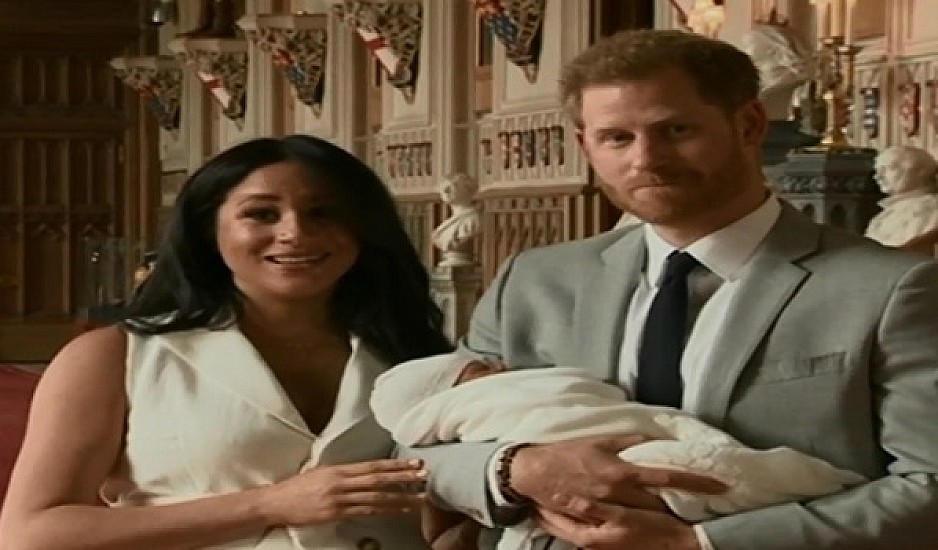 Meghan-Harry: Ποιος είδε το μωρό πριν τον William και την Kate