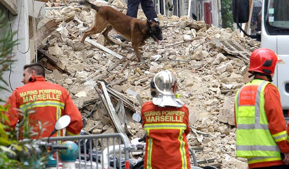 Ένας νεκρός στα ερείπια των δύο κτιρίων που κατέρρευσαν στη Μασσαλία