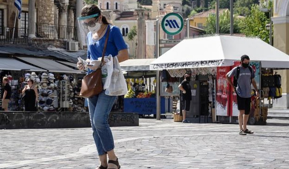 Δερμιτζάκης: Επιβεβλημένη η χρήση μάσκας παντού στην Αττική, ειδικά στο κέντρο