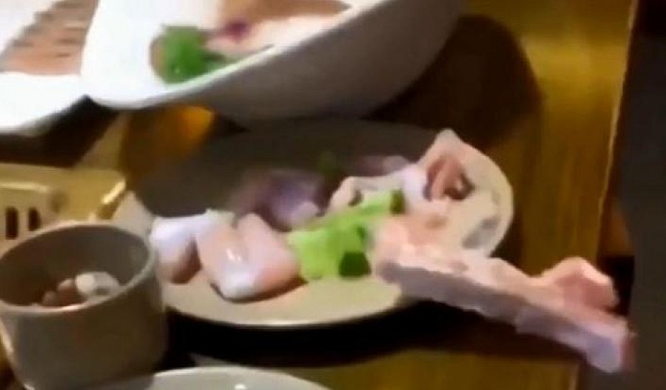Κομμένο κρέας κουνιέται και χοροπηδάει από το πιάτο. Αληθινό το βίντεο με τις 14 εκατ. προβολές;