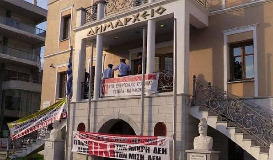 Μεγαλόπολη: Εργαζόμενοι της ΔΕΗ αποδοκίμασαν τον Φάμελλο