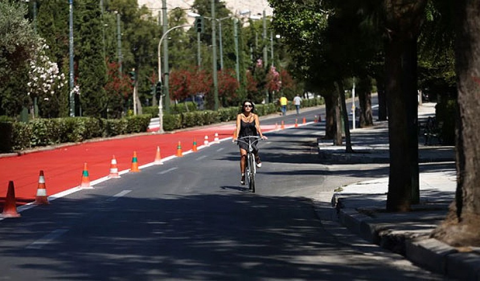 Μεγάλος Περίπατος της Αθήνας: Πρεμιέρα με κλειστούς δρόμους και μποτιλιάρισμα