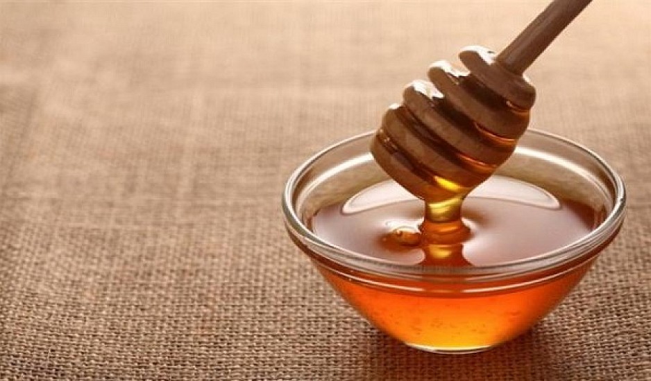 Μέλι με νερό: Μάθετε ποιες είναι οι ευεργετικές επιδράσεις του νερού με μέλι