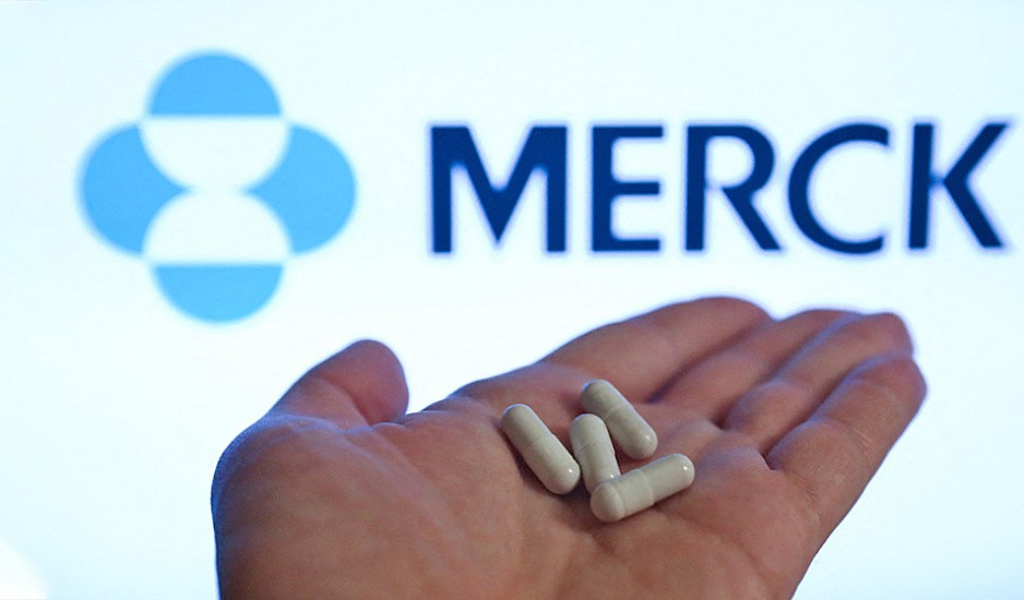 Κορονοϊός:  Ξεκινά η διάθεση των χαπιών της Merck - Θα έρχονται με courier στο σπίτι