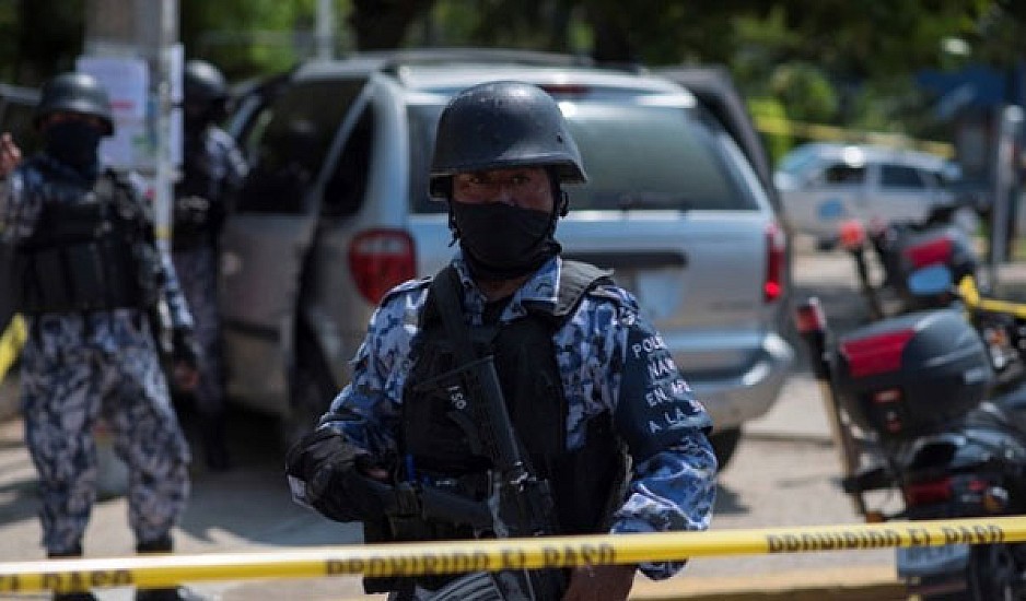 Μεξικό: Συμμορία σκότωσε τουλάχιστον 14 αστυνομικούς