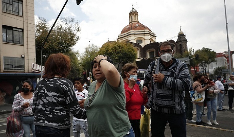 Μεξικό: Δύο νεκροί και ζημιές σε 200 κτίρια από τον ισχυρό σεισμό