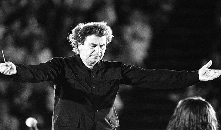 Σε Λεωφόρο Μίκη Θεοδωράκη, μετονομάζεται τμήμα της Παλαιάς Εθνικής Οδού Χανίων – Κισσάμου