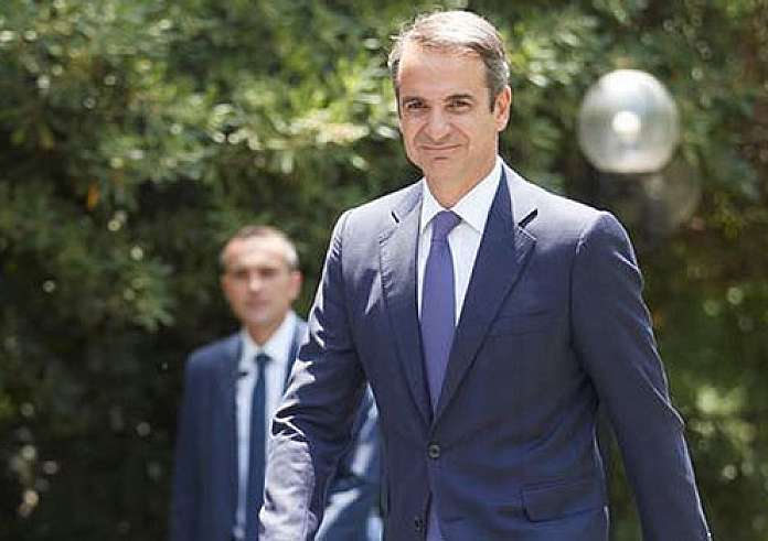Ανασχηματισμός: Οι αλλαγές και το παρασκήνιο - Η εμπιστοσύνη σε Χρυσοχοΐδη και Άδωνι, η αναβάθμιση της Δόμνας
