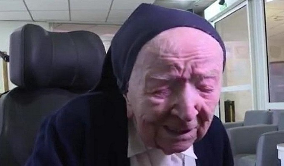 Μοναχή 117 ετών κόλλησε κορονοϊό και θεραπεύτηκε