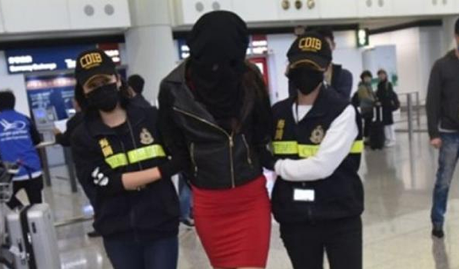 Τι αποκαλύπτει πρόσωπο - κλειδί για το μοντέλο που συνελήφθη στο Χονγκ Κονγκ