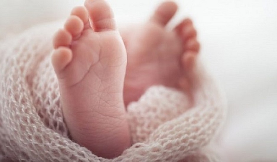 Μωρό 22 μηνών με κορονοϊό στο Ιπποκράτειο στη Θεσσαλονίκη – Νοσηλεύονται 6 παιδιά