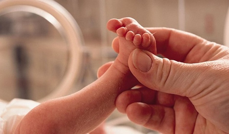 Στοιχεία - σοκ για τις γεννήσεις: Πως η κρίση επηρέασε τη δημιουργία οικογένειας