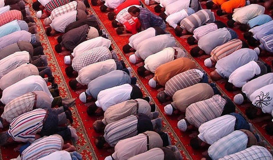 Κλειστά τα τζαμιά για το Ραμαζάνι - Χαρδαλιάς: Από το σπίτι θα προσεύχονται οι μουσουλμάνοι