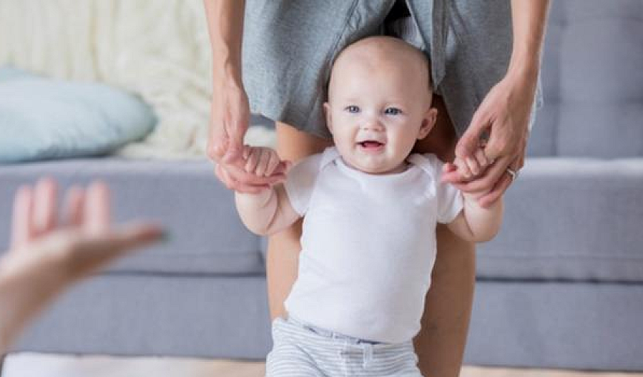 Μωρό 6-12 μηνών: Ποιες είναι οι ανάγκες του σε θρεπτικά συστατικά