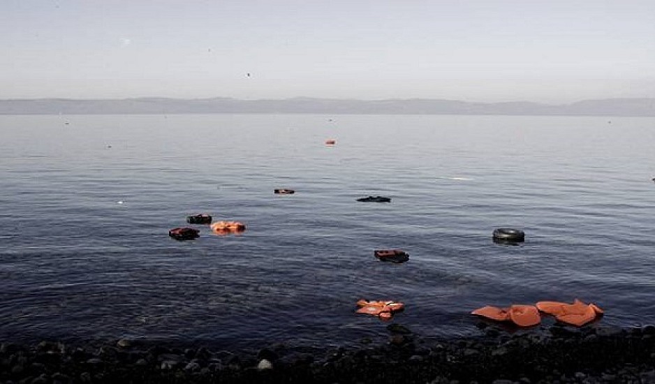 Βυθίστηκε πλοιάριο με μετανάστες ανοικτά της Λαμπεντούζας. Τουλάχιστον δύο νεκροί