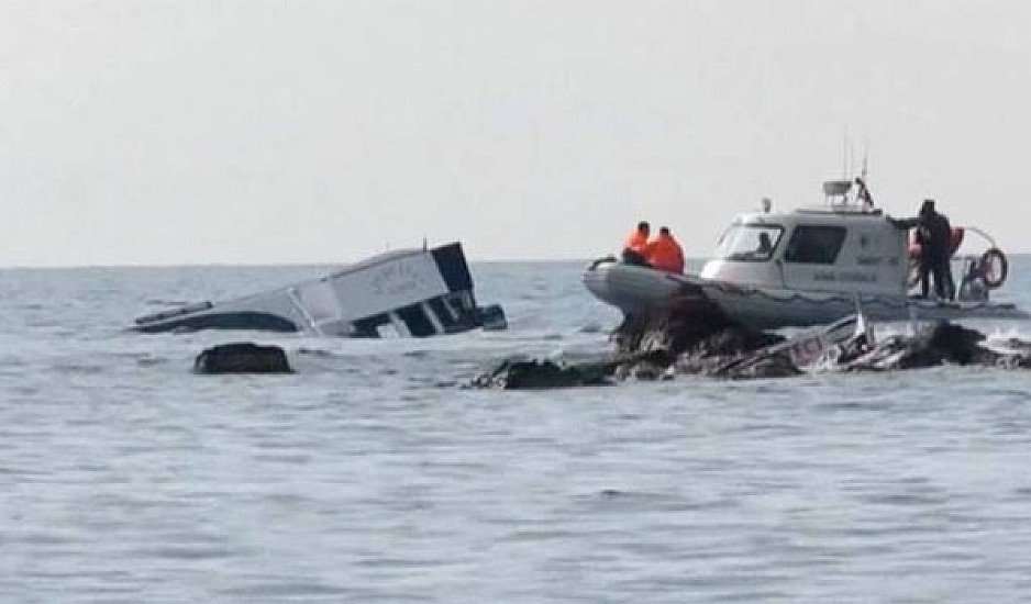 Νέα τραγωδία στο Αιγαίο: Βυθίστηκε πλοιάριο. Έξι νεκροί, ανάμεσα τους τρία μωρά