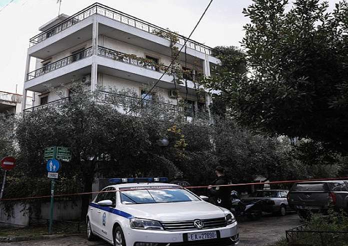 Αυτοκτονώ με δική μου ευθύνη - Τι γράφουν τα σημειώματα που άφησαν τα δύο αδέλφια στο Νέο Ηράκλειο