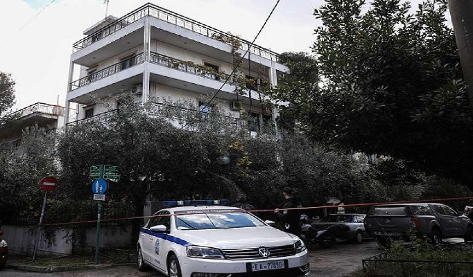 Αυτοκτονώ με δική μου ευθύνη - Τι γράφουν τα σημειώματα που άφησαν τα δύο αδέλφια στο Νέο Ηράκλειο