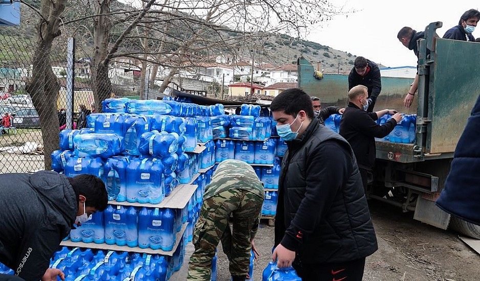 Ανθρωπιστική βοήθεια στους σεισμοπαθείς της Θεσσαλίας από την Περιφέρεια Αττικής