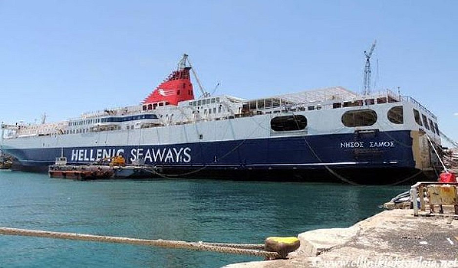 Εγκλωβισμένοι λόγω βλάβης του πλοίου 240 επιβάτες στη Χίο