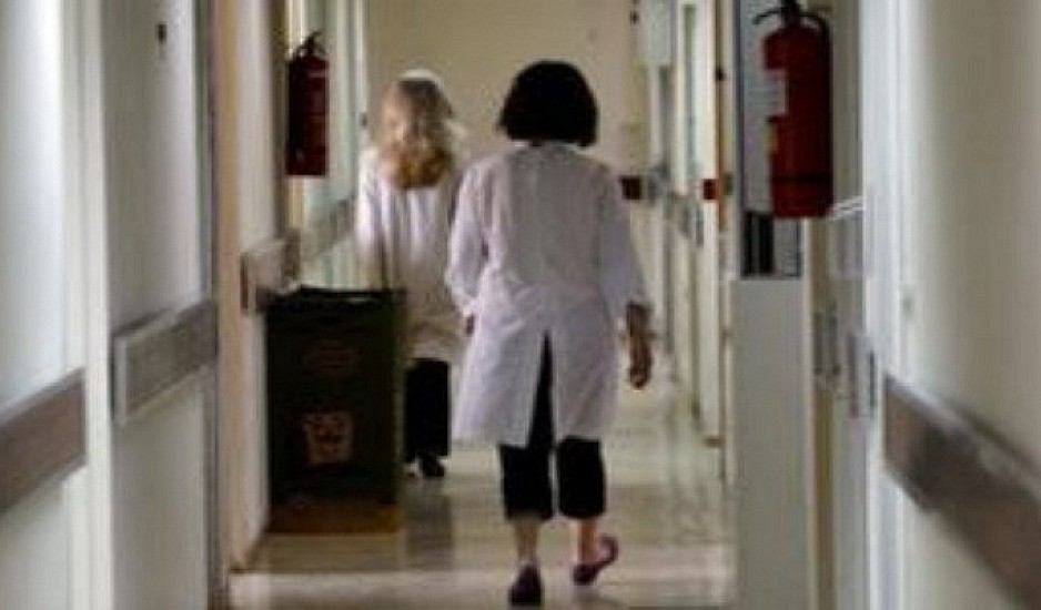Πάτρα: Νοσούν με κορονιό  27 εργαζόμενοι στο νοσοκομείο Άγιος Ανδρέας στην Πάτρα