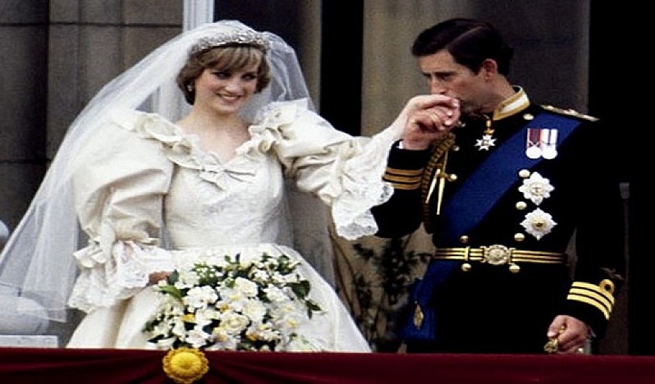 Πριγκίπισσα Νταϊάνα: Εκείνη απάτησε πρώτη τον Κάρολο - Τι αποκάλυψε ο πρώην σωματοφύλακάς της