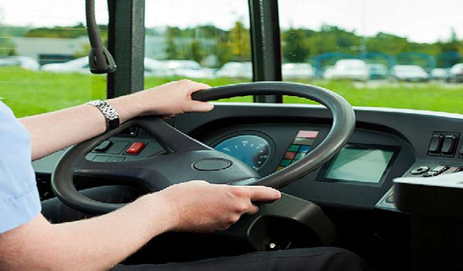 Θεσσαλονίκη: Οδηγός λεωφορείου βρίζει κι απειλεί επιβάτη επειδή του έκανε παρατήρηση