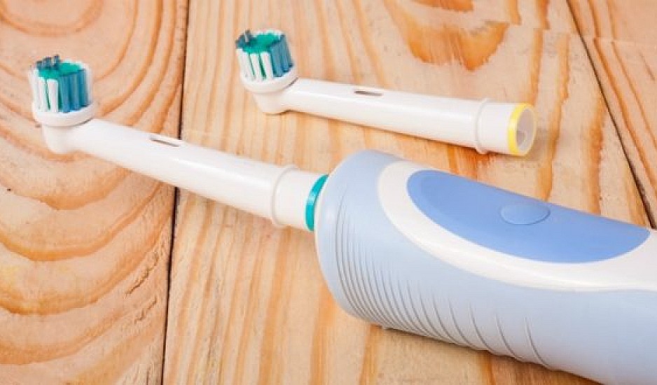 Ο καλύτερος τρόπος για να καθαρίσετε την ηλεκτρική σας οδοντόβουρτσα