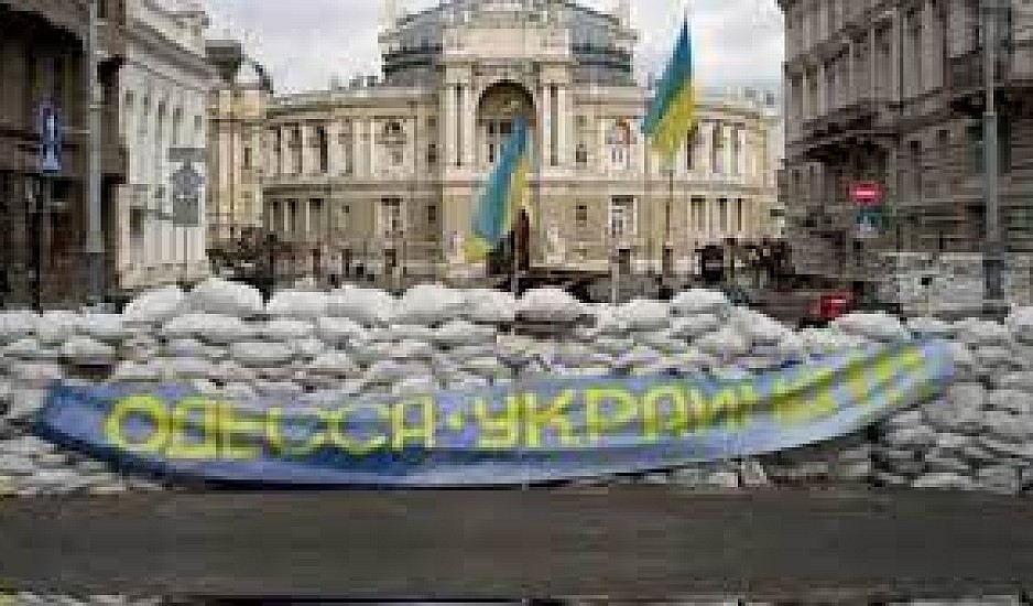 Ουκρανία: Πυραυλική επίθεση στην Οδησσό με νεκρούς και τραυματίες