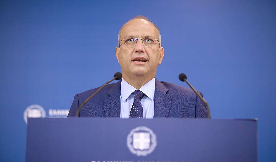 Οικονόμου για τη σύλληψη του 18χρονου χούλιγκαν: Οργανωμένο σχέδιο και άψογη μεθοδικότητα από την ΕΛ.ΑΣ.