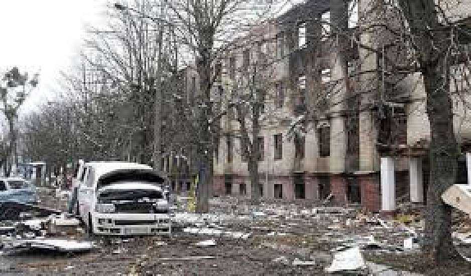 Πόλεμος στην Ουκρανία: Βομβαρδισμοί στη Χερσώνα - Νεκροί μια γυναίκα και δυο παιδιά