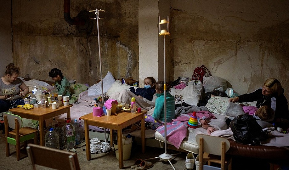 Μαριούπολη - Συγκλονιστική μαρτυρία: Τρία παιδιά πέθαναν από αφυδάτωση – Ο κόσμος λιμοκτονεί