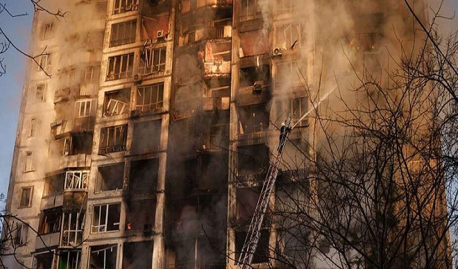 Ουκρανία: Βομβαρδίστηκαν συνοικίες του Κιέβου - Τουλάχιστον 2 νεκροί - 2.537 οι νεκροί άμαχοι στη Μαριούπολη