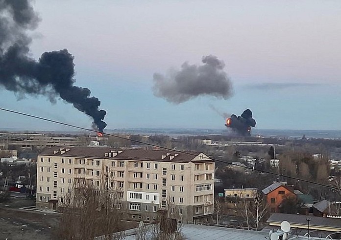 Αντιαεροπορικός συναγερμός σε ολόκληρη την Ουκρανία – Φόβοι για μαζικές αεροπορικές επιθέσεις