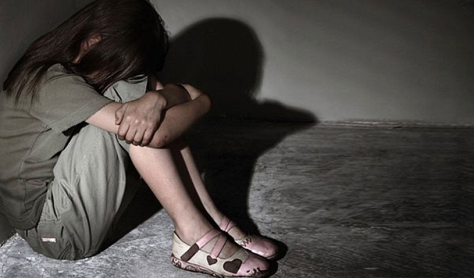 Πάρος: Καταγγελία για συστηματική κακοποίηση 15χρονης από τη γιαγιά της
