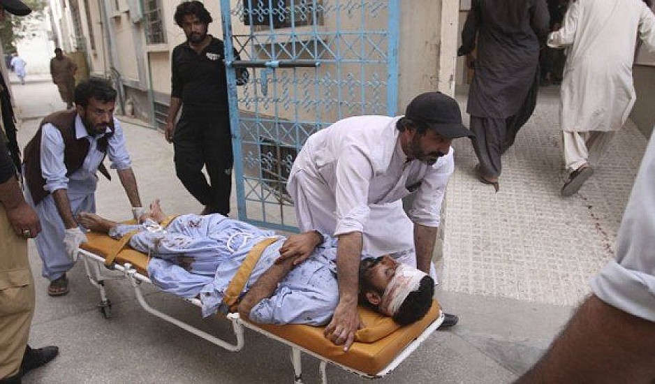 Το Ισλαμικό Κράτος ανέλαβε την ευθύνη για πολύνεκρη επίθεση στο Πακιστάν