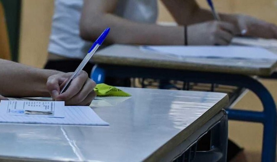 Αποτελέσματα, Πανελλήνιες 2022: Σε ποια μαθήματα έγραψαν χειρότερα οι υποψήφιοι