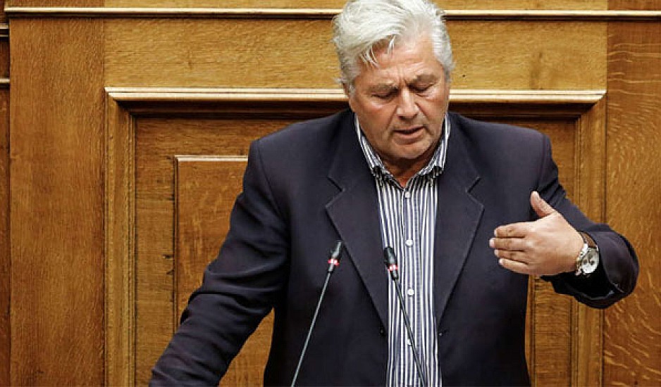 Παπαχριστόπουλος: Θα παραδώσω την έδρα αφού ψηφίσω τις Πρέσπες