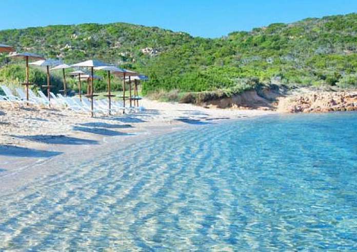 Θαλασσινό νερό: Απίθανοι τρόποι με τους οποίους ωφελεί την υγεία