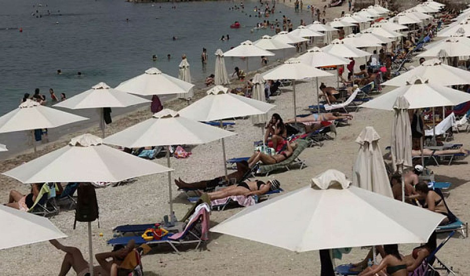 Καμπανάκι ΑΠΘ: Ο κορονοϊός πάει παραλία τα Σαββατοκύριακα - Τι δείχνει η μελέτη