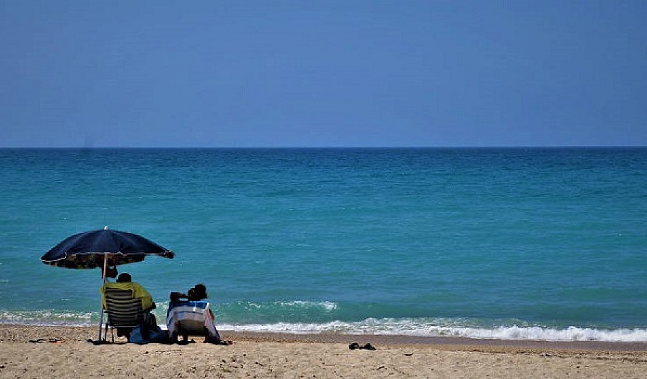 Αττική: Σε ποιες παραλίες απαγορεύεται η κολύμβηση