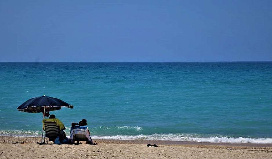 Αττική: Η πιο μαγευτική παραλία της - Μία ώρα από την Αθήνα και 10 ευρώ βενζίνη