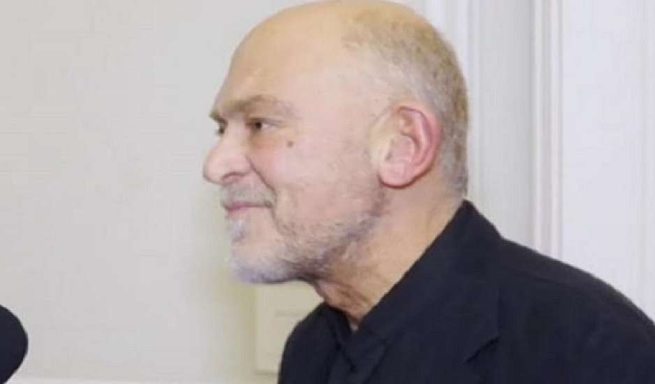 Παρλιάρος: «Φοβόντουσαν κάποιοι ότι θα τους κολλήσω AIDS από τα γλυκά»