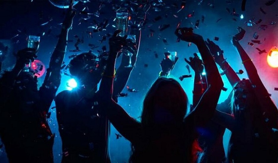 Μύκονος: Ξεσπούν οι επιχειρηματίες μετά τα ξέφρενα πάρτι σε βίλες