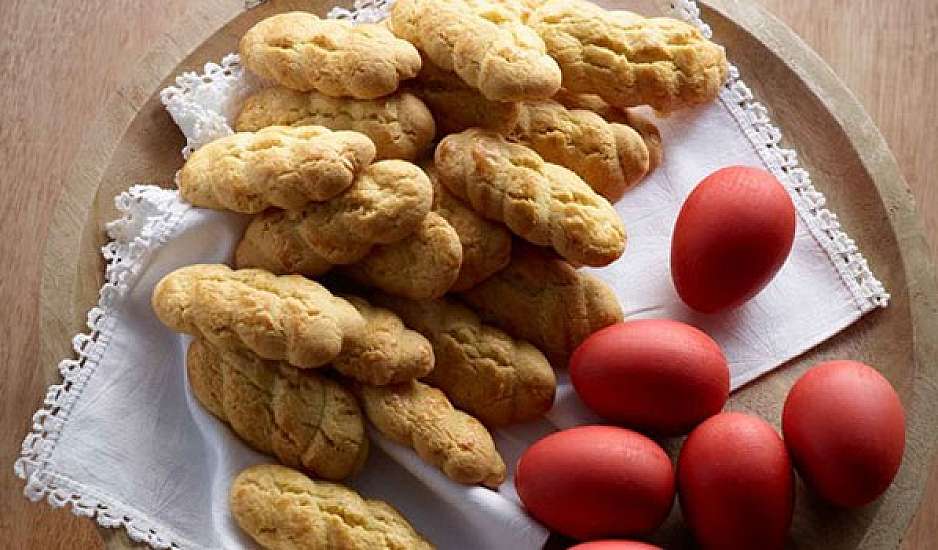 Πασχαλινή συνταγή: Παραδοσιακά κουλουράκια της Λαμπρής
