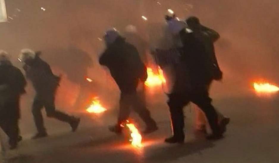 Επέτειος Γρηγορόπουλου 2019: Ένταση με μολότοφ και χημικά στην Πάτρα