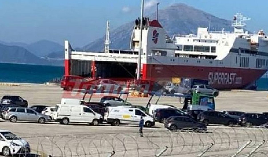 Πάτρα: Κατέπλευσε το πρώτο πλοίο από την Ιταλία – Κλιμάκια του ΕΟΔΥ στο λιμάνι