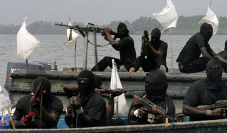 Πειρατές απήγαγαν 8 μέλη πληρώματος γερμανικού πλοίου ανοιχτά του Καμερούν